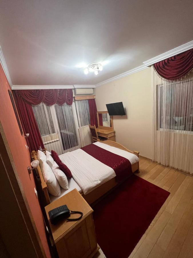 Saint Paul Accommodation Kraljevo Exterior photo