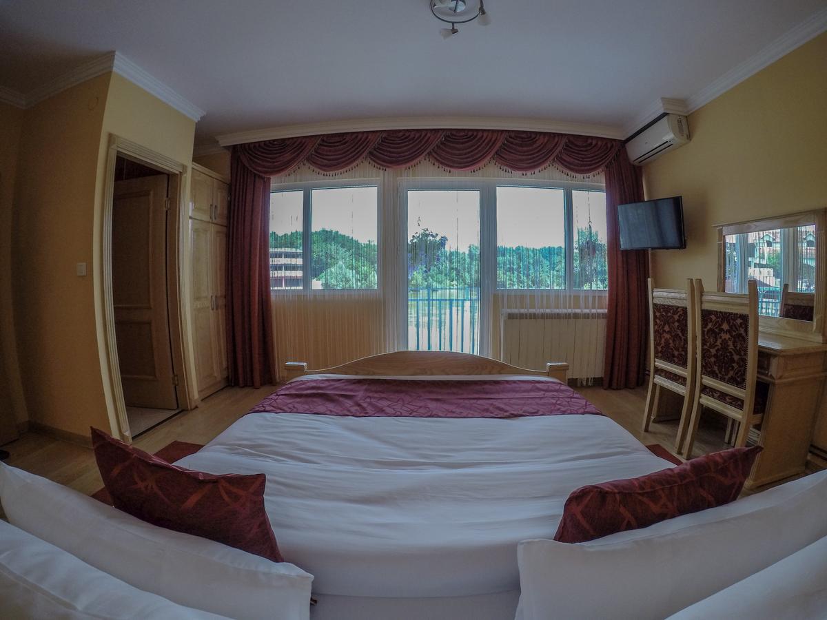 Saint Paul Accommodation Kraljevo Exterior photo