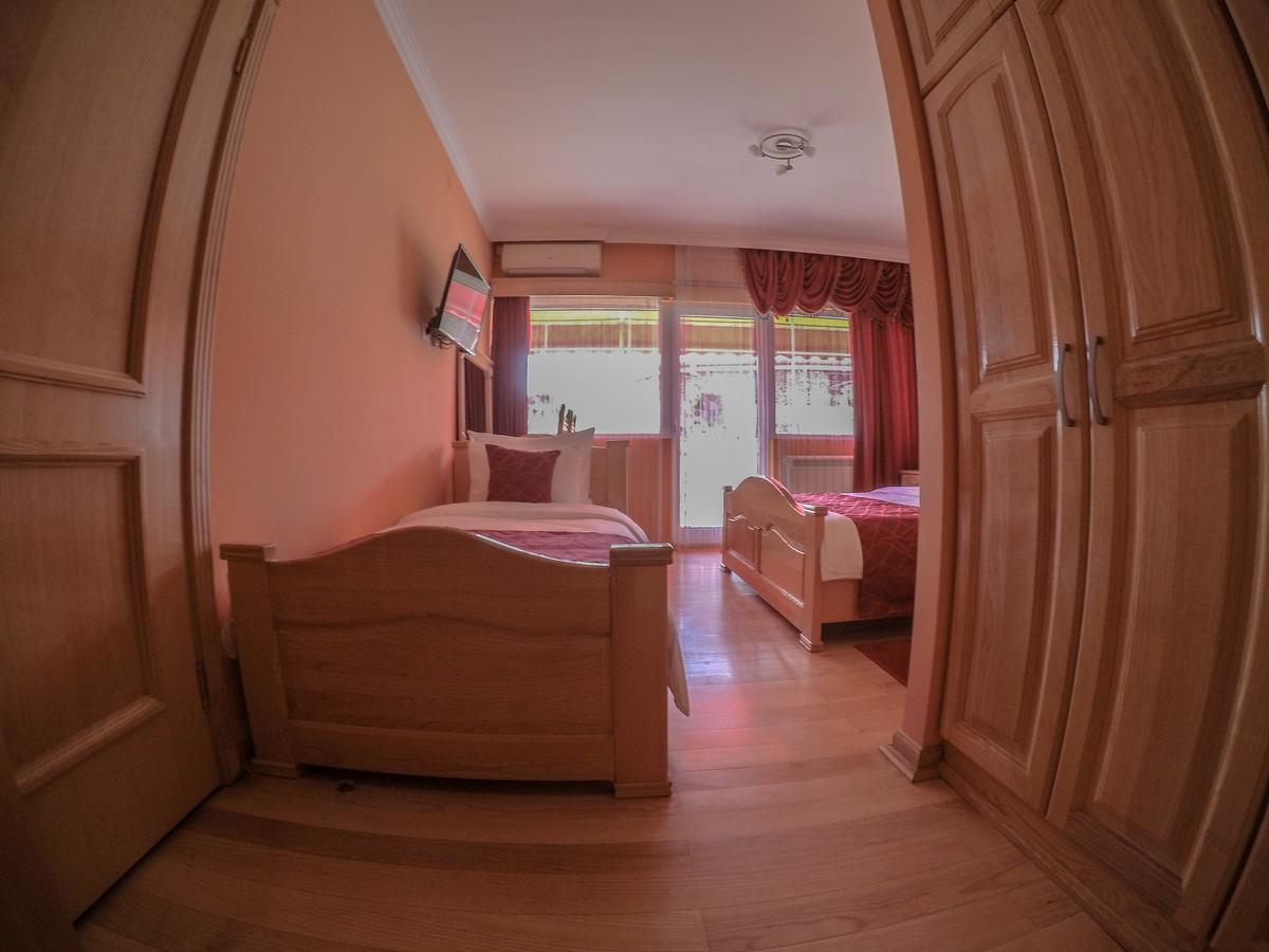 Saint Paul Accommodation Kraljevo Exterior photo